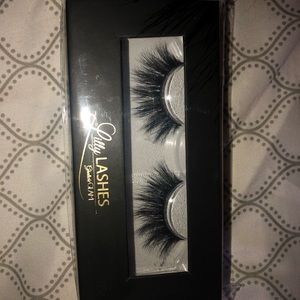 LILY LASHES STYLE MIAMI